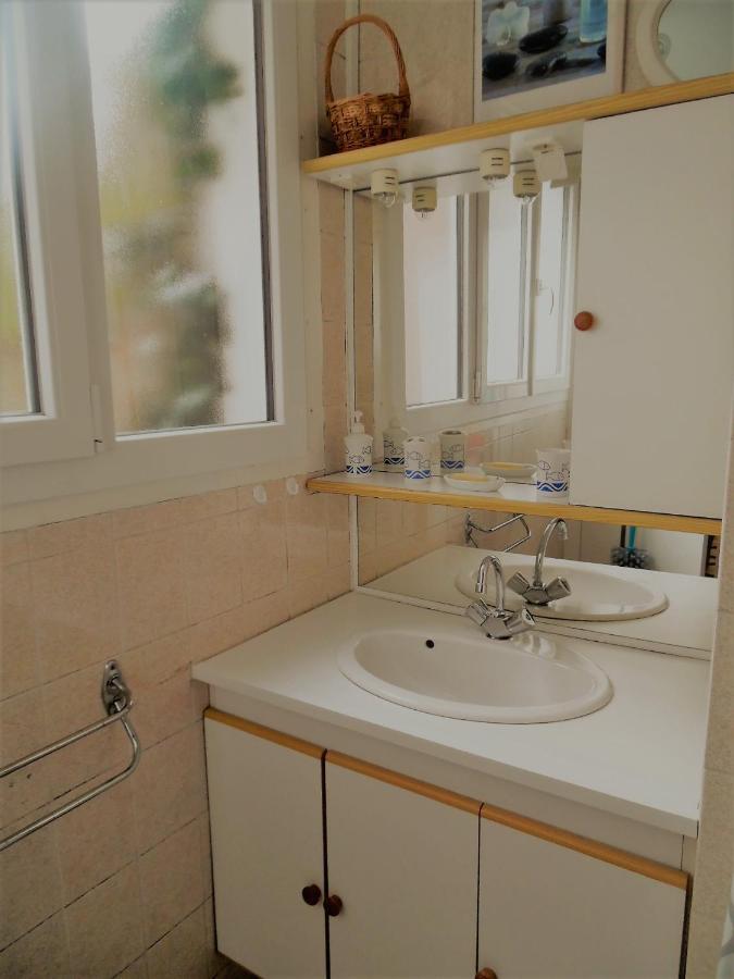 Appartement Avec Cour A 50M De La Plage 梅尔·莱斯·拜恩斯 外观 照片